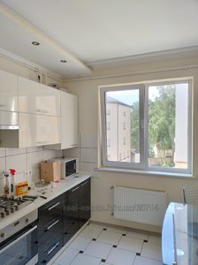 Rent an apartment, Knyazya-Svyatoslava-pl, Lviv, Galickiy district, id 4727386