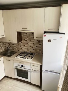 Rent an apartment, Maksimovicha-M-vul, Lviv, Sikhivskiy district, id 4973324