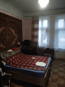 Buy an apartment, Stalinka, Gogolya-M-vul, Lviv, Galickiy district, id 4647473