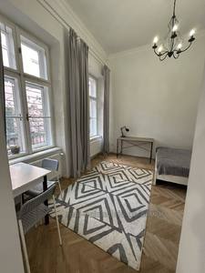 Rent an apartment, Austrian, Kriva-Lipa-proyizd, Lviv, Galickiy district, id 4635446
