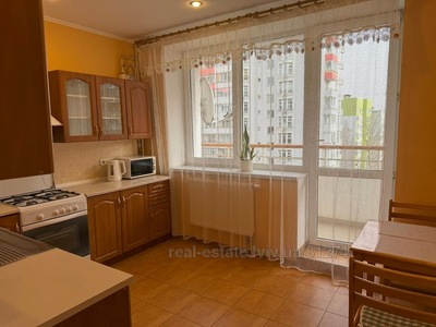 Rent an apartment, Plugova-vul, Lviv, Shevchenkivskiy district, id 4787495