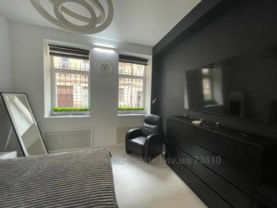 Rent an apartment, Austrian, Krekhivska-vul, Lviv, Galickiy district, id 4682843