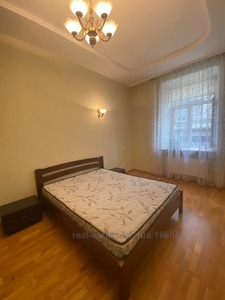 Rent an apartment, Austrian, Kopernika-M-vul, Lviv, Galickiy district, id 4745276