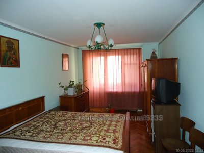 Rent an apartment, Czekh, Cheremshini-M-vul, Lviv, Lichakivskiy district, id 4741028