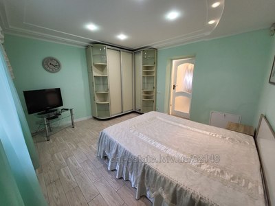 Rent an apartment, Austrian luxury, Lichakivska-vul, Lviv, Lichakivskiy district, id 4720548