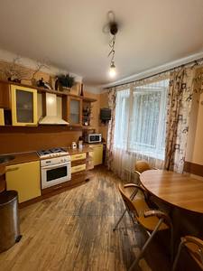 Rent an apartment, Stalinka, Chernigivska-vul, Lviv, Lichakivskiy district, id 4673423