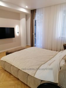 Rent an apartment, Pekarska-vul, Lviv, Galickiy district, id 4712821