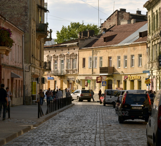 Купити комерційну нерухомість, Нежитловий фонд, Шпитальна вул., Львів, Галицький район, id 4795772