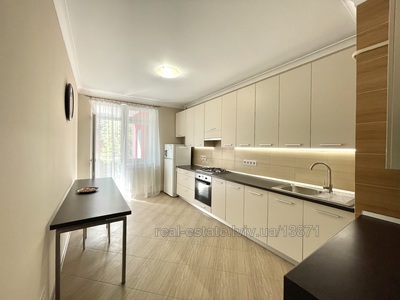 Rent an apartment, Stusa-V-vul, Lviv, Galickiy district, id 4819525