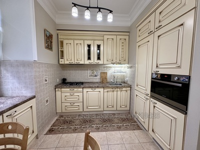 Buy an apartment, Polish, Stariy-Rinok-pl, Lviv, Galickiy district, id 4688053