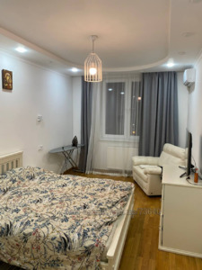 Rent an apartment, Lipinskogo-V-vul, Lviv, Shevchenkivskiy district, id 5108416