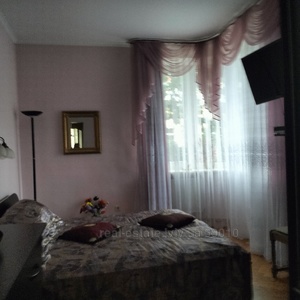 Rent an apartment, Polish suite, Ryepina-I-vul, Lviv, Lichakivskiy district, id 4690724