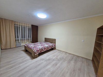 Rent an apartment, Czekh, Komarova-V-vul, 5, Lviv, Zaliznichniy district, id 4951932