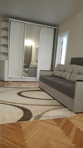 Rent an apartment, Stalinka, Pasichna-vul, Lviv, Lichakivskiy district, id 4726028