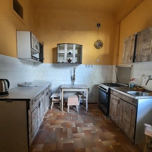 Rent an apartment, Polish, Gaydamacka-vul, Lviv, Galickiy district, id 4697928