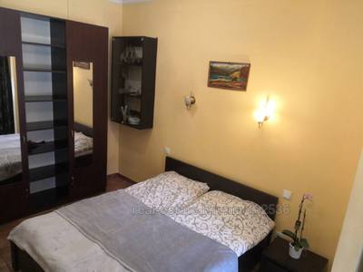 Rent an apartment, Building of the old city, Furmanska-vul, Lviv, Galickiy district, id 5132931