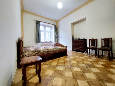 Rent an apartment, Khmelnickogo-B-vul, Lviv, Galickiy district, id 4897110