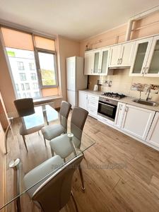 Rent an apartment, Pasichna-vul, Lviv, Lichakivskiy district, id 4713097