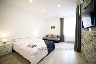 Rent an apartment, Khmelnickogo-B-vul, 27, Lviv, Galickiy district, id 4433079