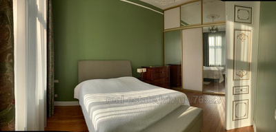 Buy an apartment, Austrian luxury, Knyazya-Romana-vul, Lviv, Galickiy district, id 4680745