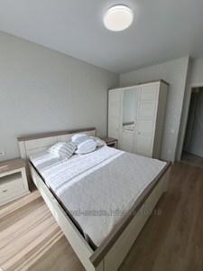 Rent an apartment, Lipinskogo-V-vul, Lviv, Shevchenkivskiy district, id 4892011