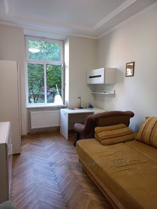 Rent an apartment, Austrian, Tarnavskogo-M-gen-vul, Lviv, Galickiy district, id 4753650