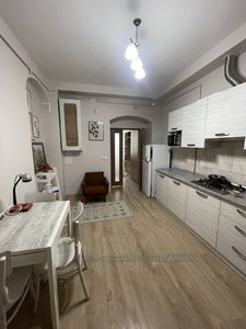 Rent an apartment, Austrian, Kopernika-M-vul, Lviv, Galickiy district, id 5117983