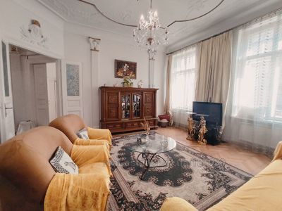 Rent an apartment, Stalinka, Kopernika-M-vul, Lviv, Galickiy district, id 5095878