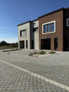 Buy a house, Nezalezhnosti-Ukrayini-vul, Bryukhovichi, Lvivska_miskrada district, id 4874792