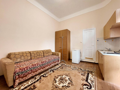Rent an apartment, Zhovkivska-vul, Lviv, Galickiy district, id 4687486