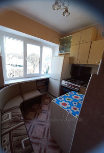 Rent an apartment, Brezhnyevka, Tarnavskogo-M-gen-vul, Lviv, Lichakivskiy district, id 4629499
