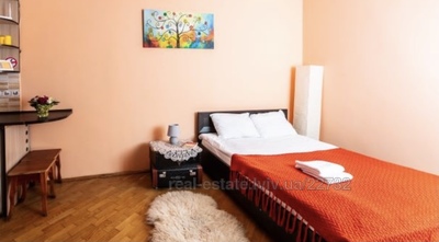 Rent an apartment, Building of the old city, Khmelnickogo-B-vul, 61, Lviv, Shevchenkivskiy district, id 4605743